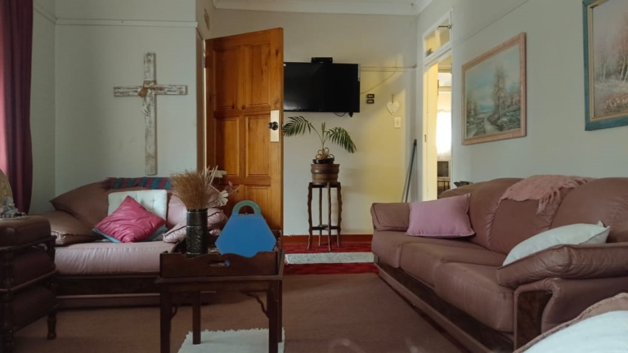 3 Bedroom Property for Sale in Ellaton North West